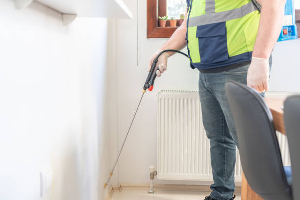 Best Local Pest Control Services  in Forsyth, MT